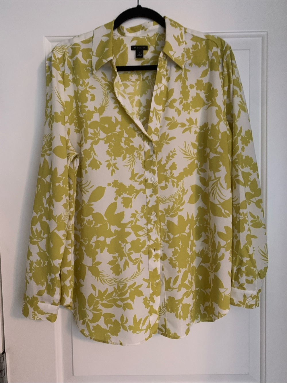 Ann Taylor White and Yellow-Green Floral Button-Up blouse